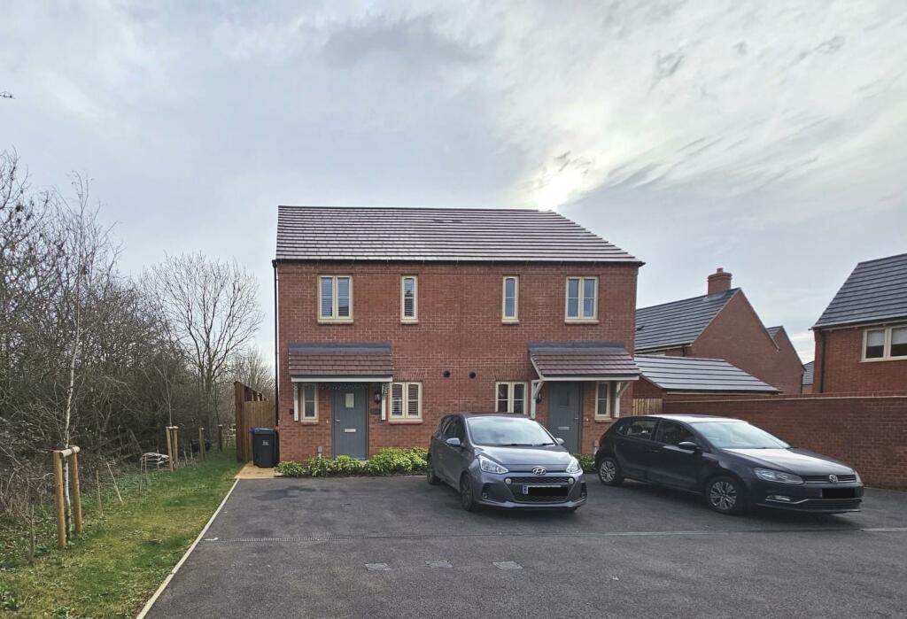 2 bedroom semidetached house for sale in Sandstone Place, Temple Herdewyke, Southam, CV47