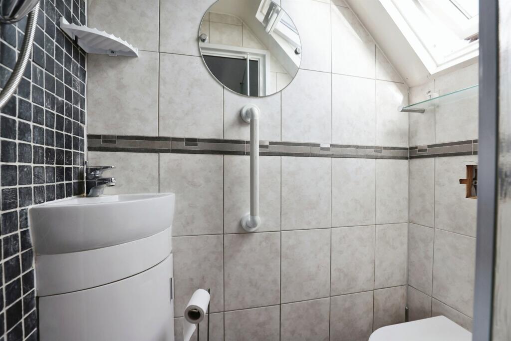 Additional property image - Bascote Rise, Southam