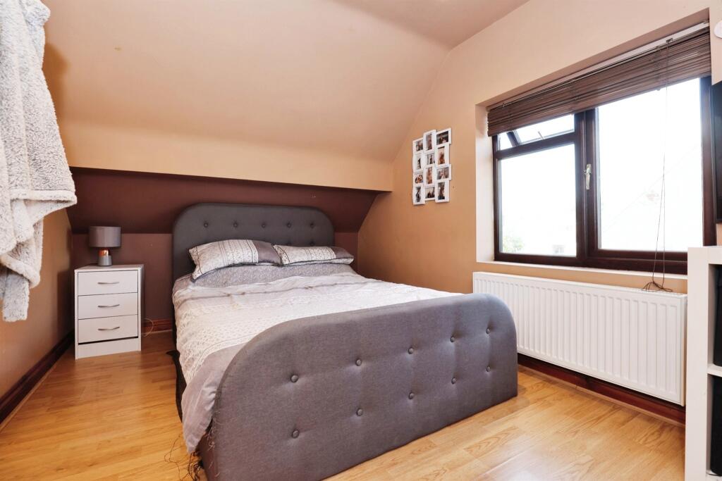 Additional property image - Bascote Rise, Southam