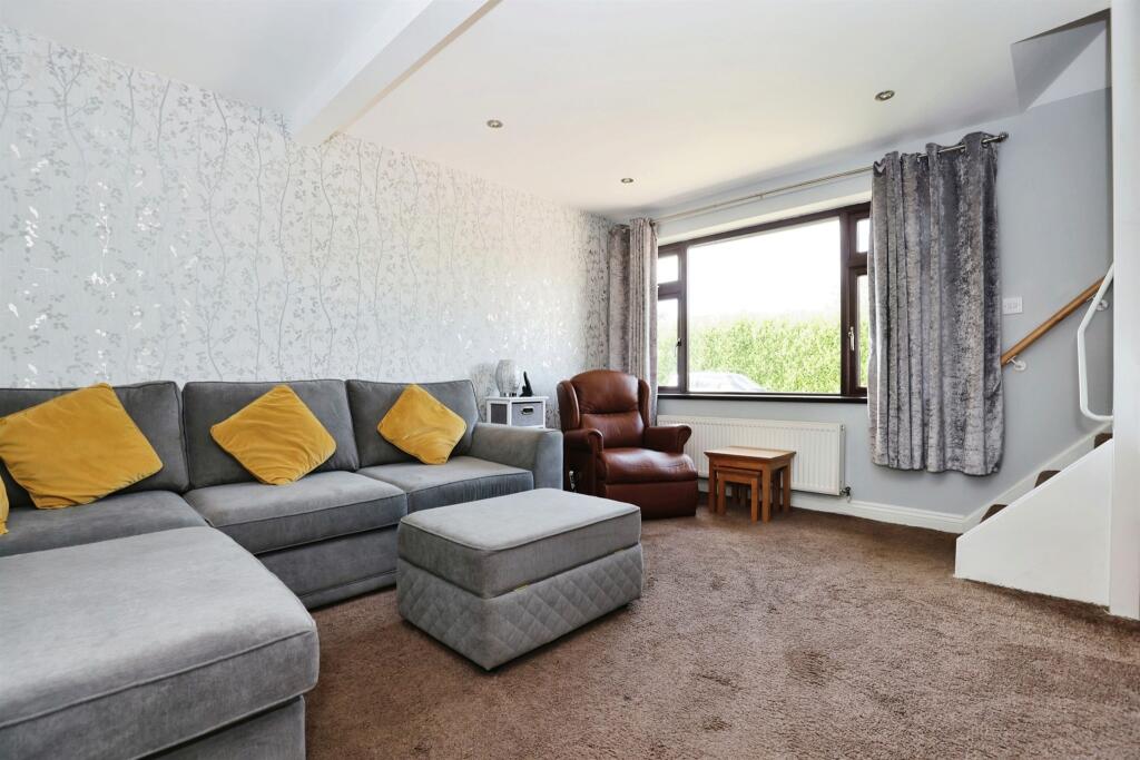 Additional property image - Bascote Rise, Southam