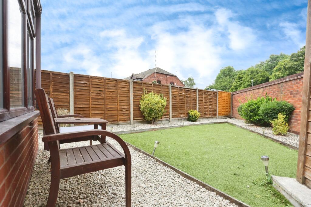 Additional property image - The Furrows, Southam
