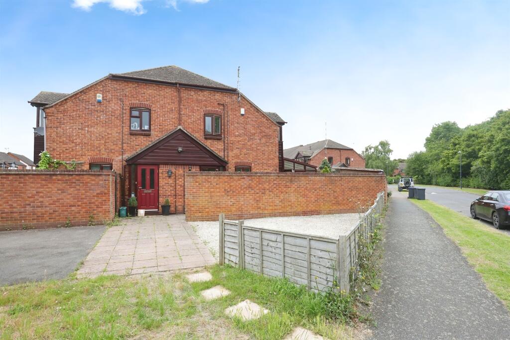 Additional property image - The Furrows, Southam