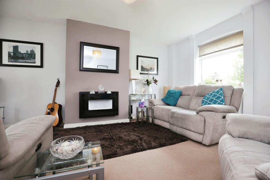 Additional property image - South Parade, Harbury, Leamington Spa
