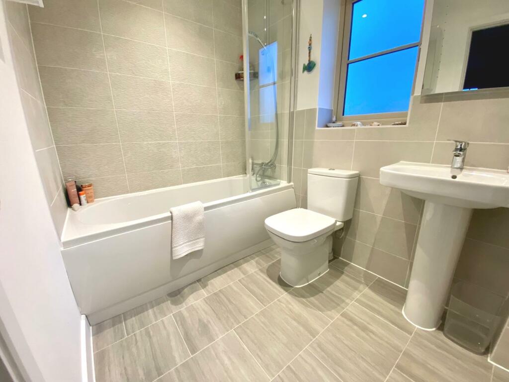 Additional property image - Raleigh Avenue, Temple Herdewyke, Southam