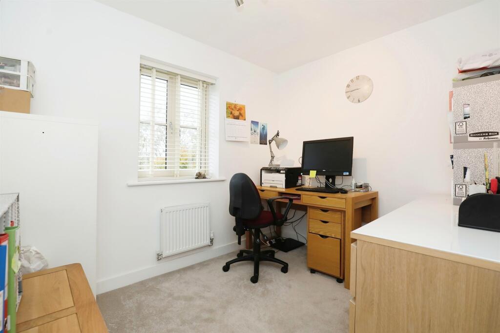 Additional property image - Raleigh Avenue, Temple Herdewyke, Southam