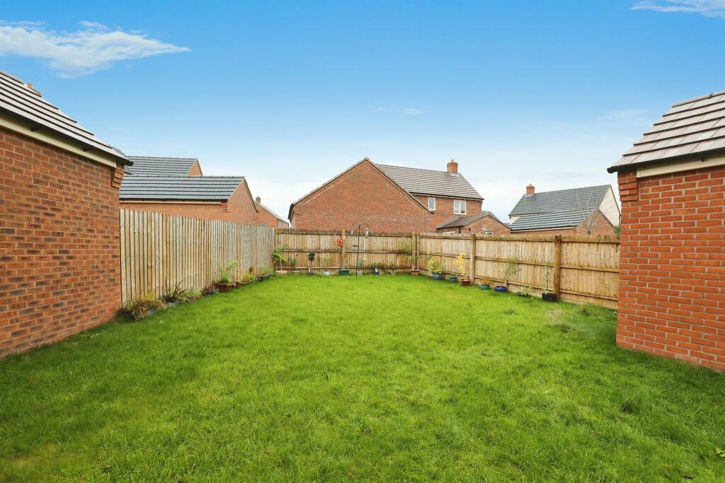 Additional property image - Raleigh Avenue, Temple Herdewyke, Southam