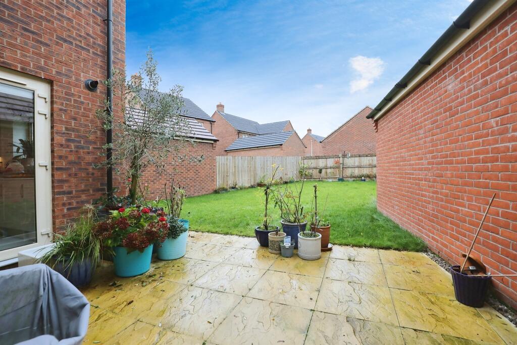 Additional property image - Raleigh Avenue, Temple Herdewyke, Southam