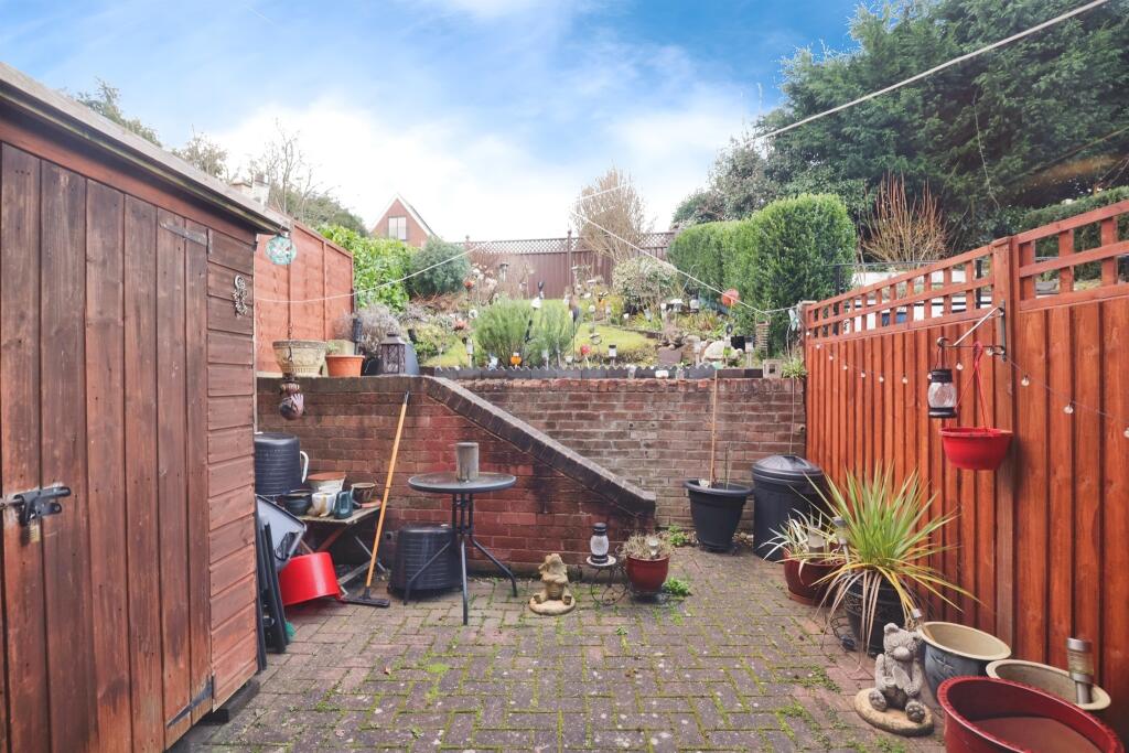Additional property image - Hillside Croft, Napton, Southam