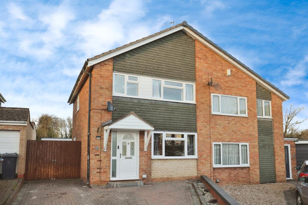 Main image of property: Pine Tree Crescent, Southam