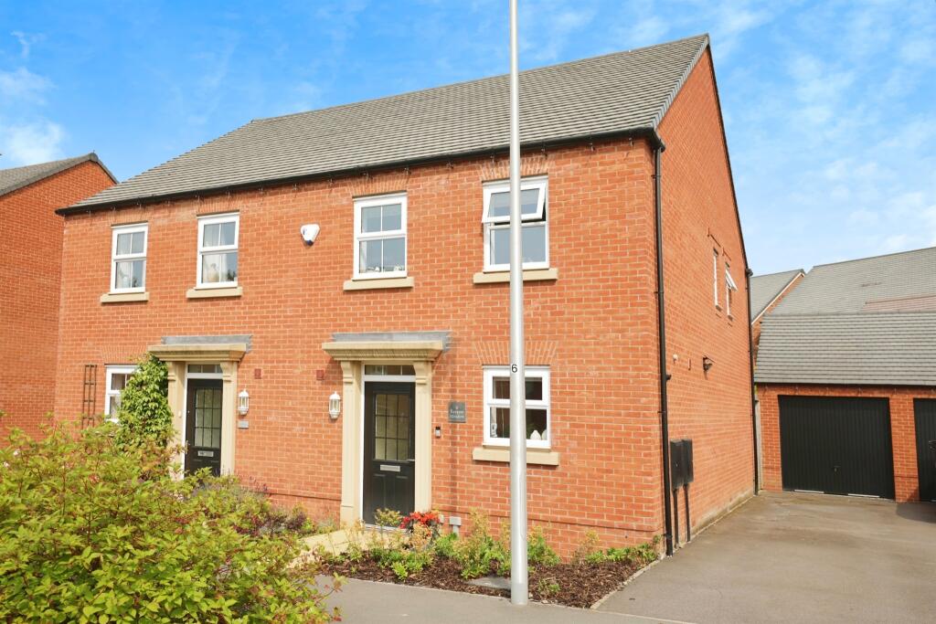 Main image of property: Keepers Meadow, Long Itchington, Southam