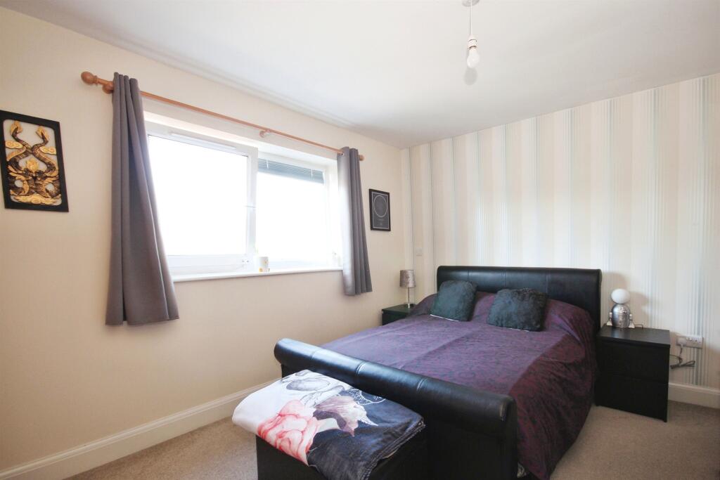 Additional property image - Trent Place, Warwick