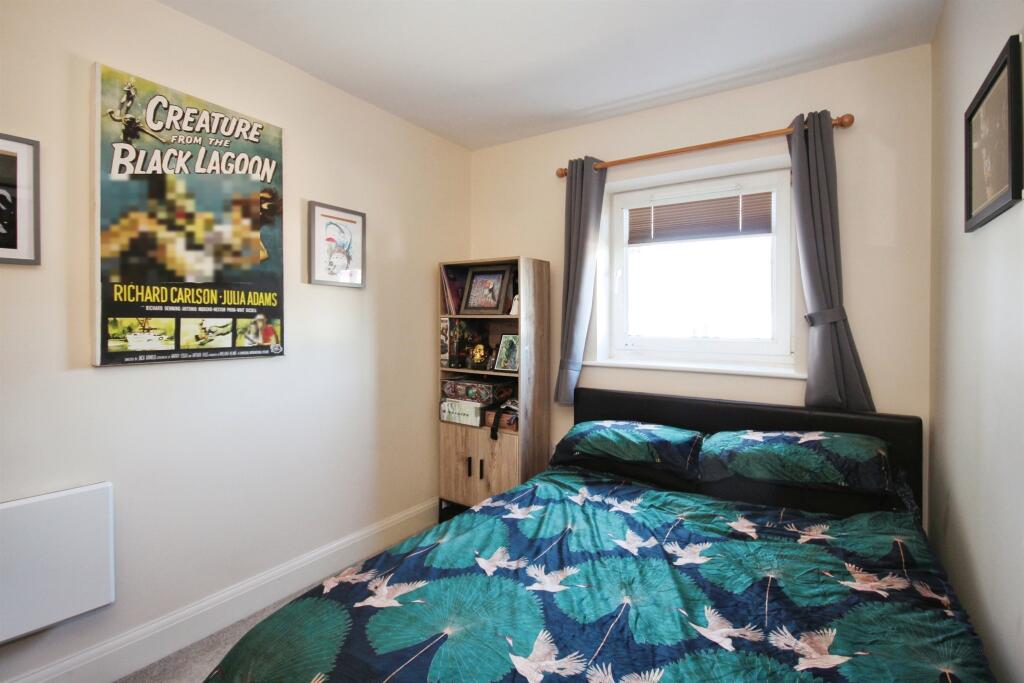 Additional property image - Trent Place, Warwick