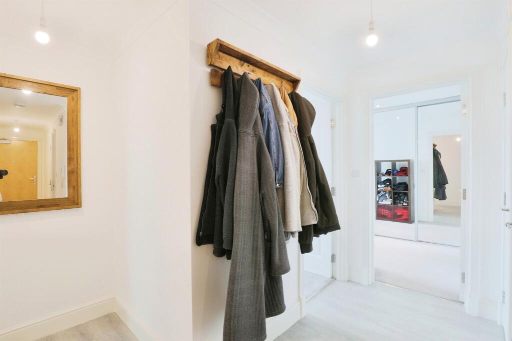 Additional property image - Kingfisher Close, Warwick