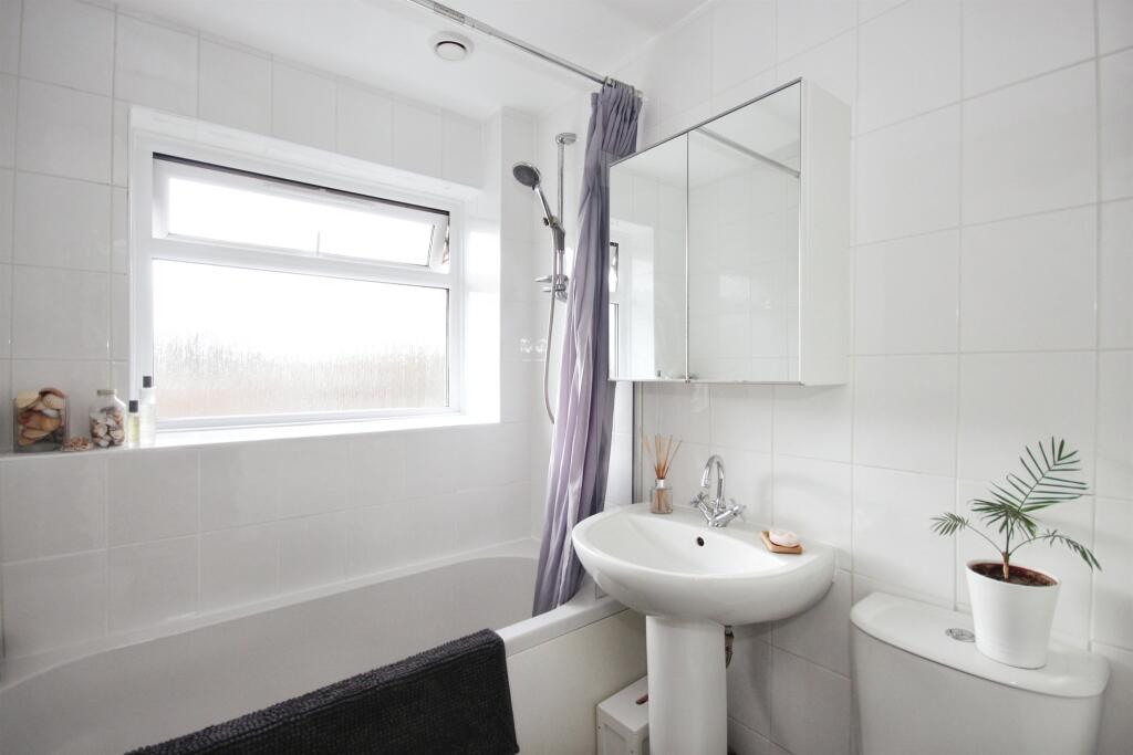 Additional property image - Cooke Close, Warwick