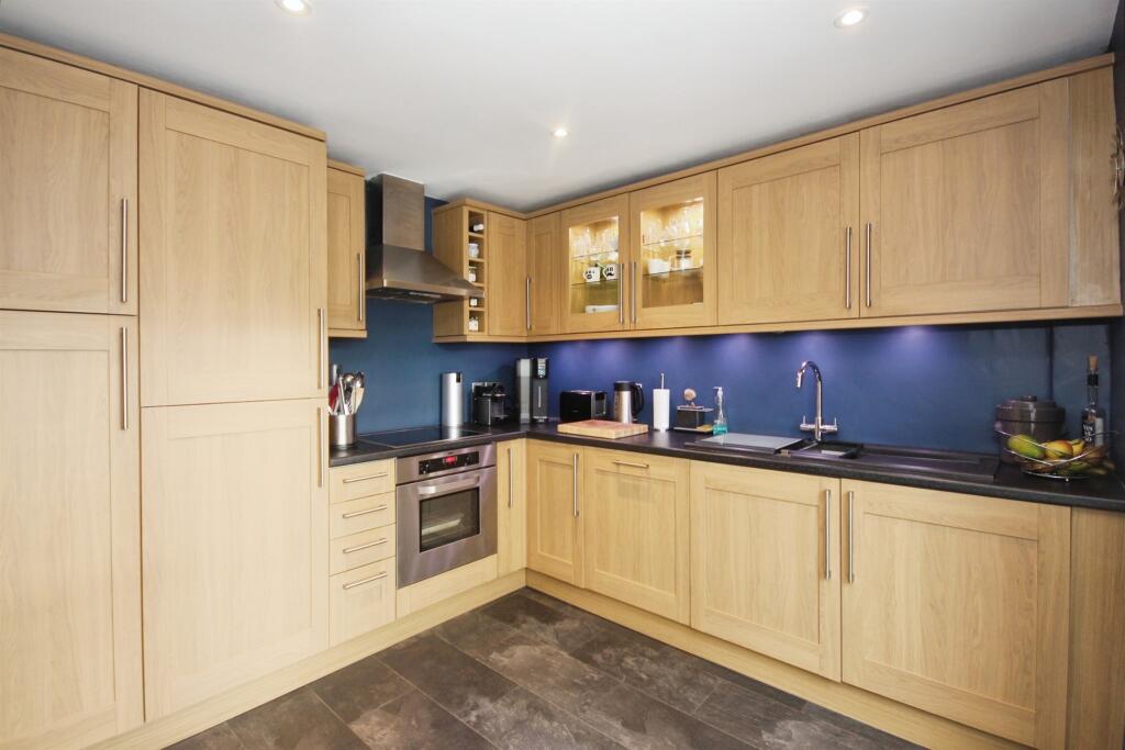 Additional property image - Cooke Close, Warwick