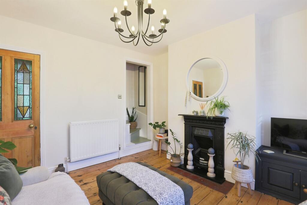 Main image of property: Linen Street, WARWICK
