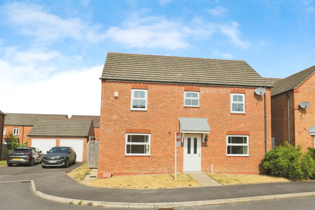 Main image of property: Little Field Close, Warwick