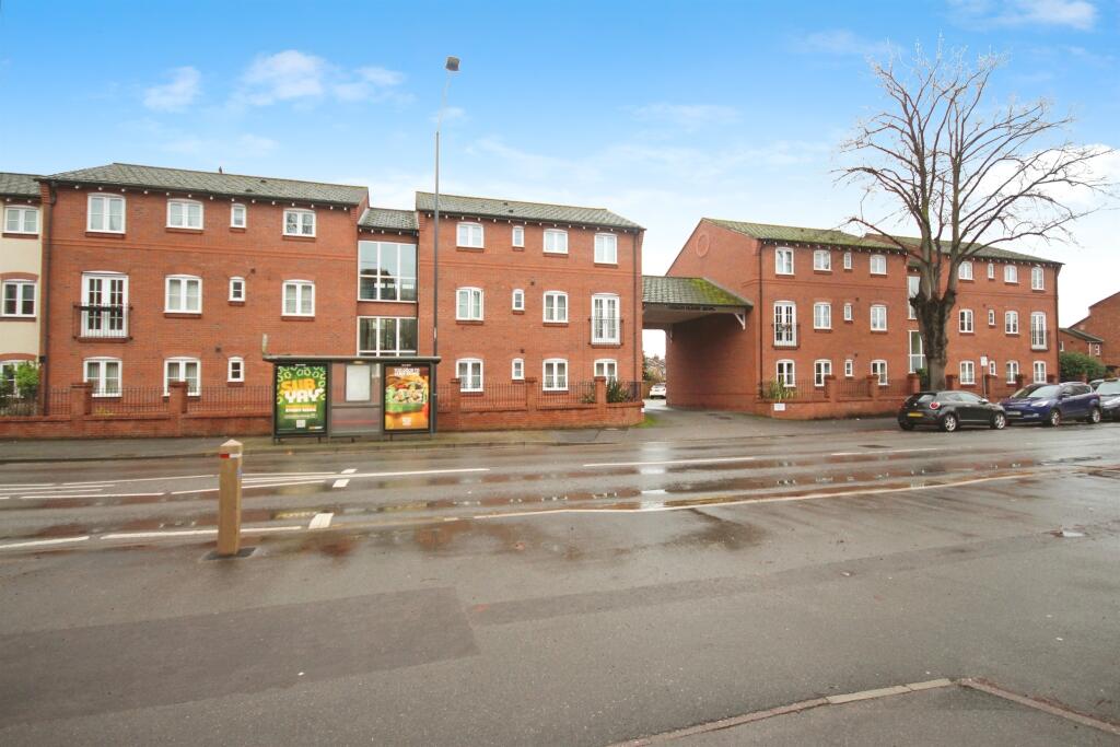 Main image of property: Coach House Mews, Warwick