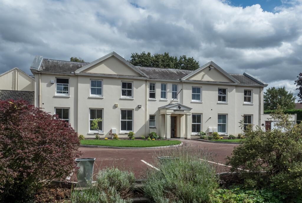 2 bedroom apartment for sale in Walton Road, Wellesbourne, Warwick, CV35