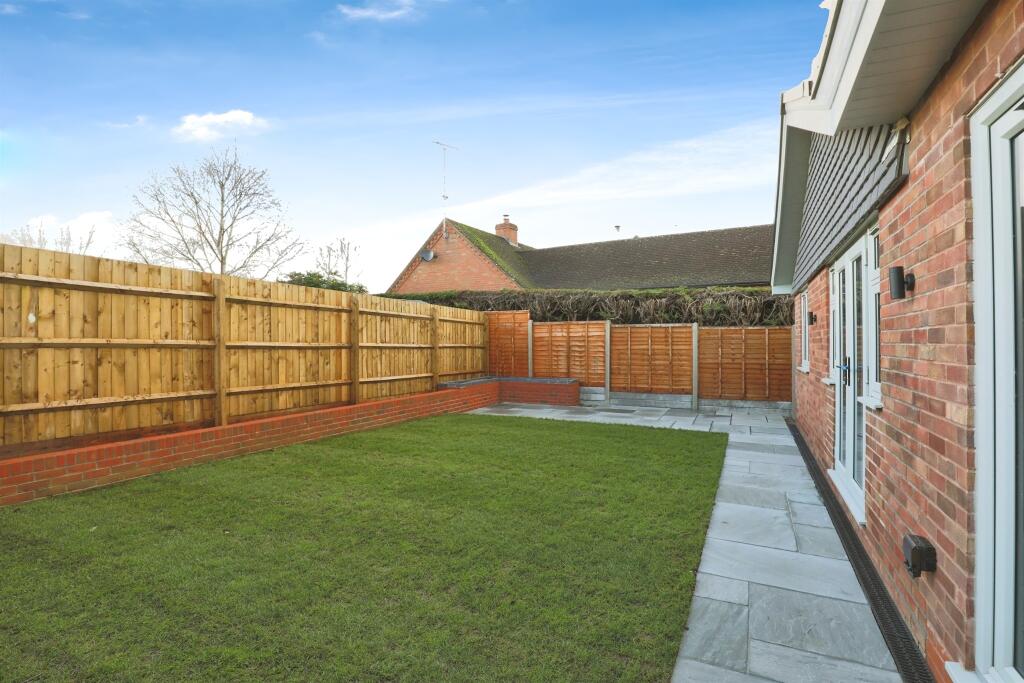 Additional property image - Greenfields Close, Shipston-On-Stour