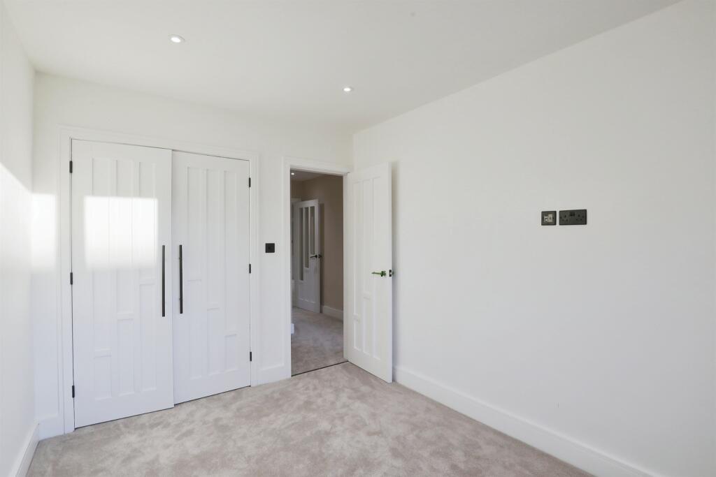 Additional property image - Greenfields Close, Shipston-On-Stour
