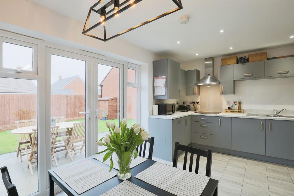 Additional property image - Wellum Street, Lighthorne Heath, Leamington Spa
