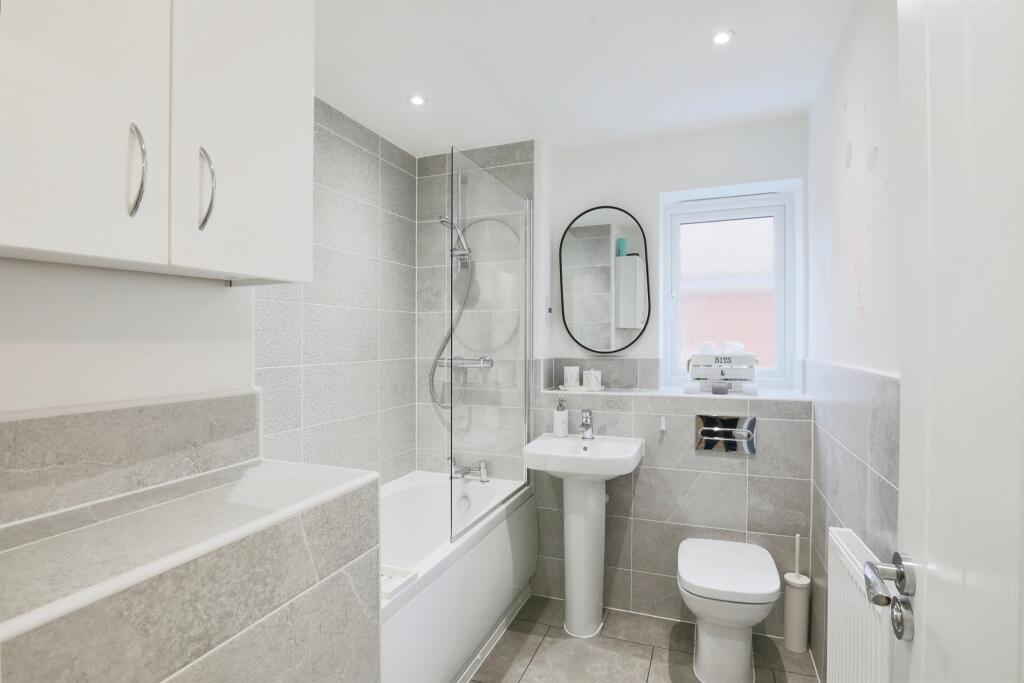 Additional property image - Wellum Street, Lighthorne Heath, Leamington Spa
