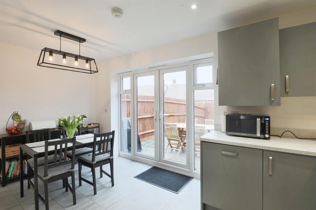 Additional property image - Wellum Street, Lighthorne Heath, Leamington Spa