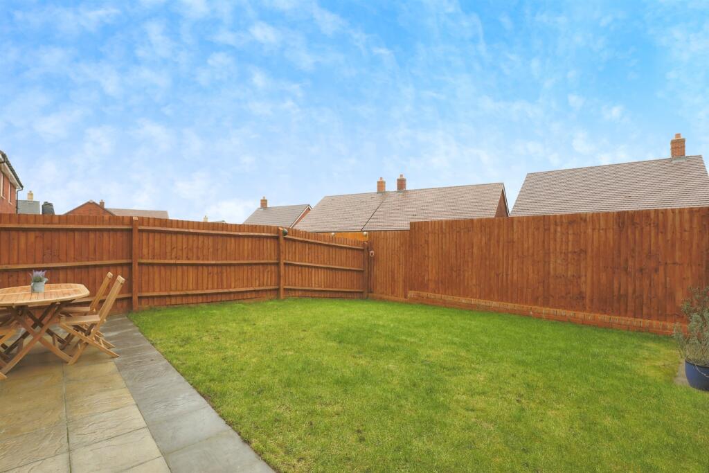 Additional property image - Wellum Street, Lighthorne Heath, Leamington Spa