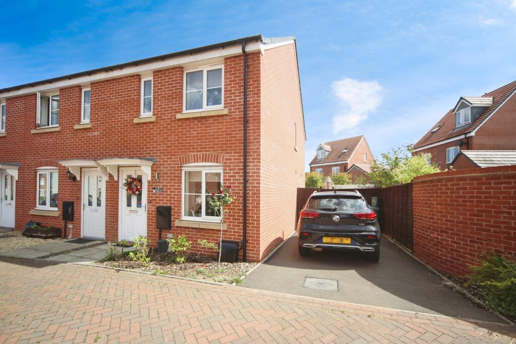 Main image of property: Bradley Walk, Wellesbourne, Warwick