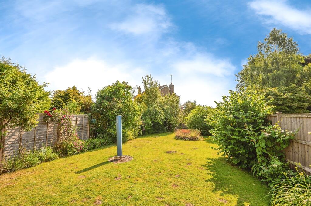 Additional property image - Hadrians Walk, Alcester