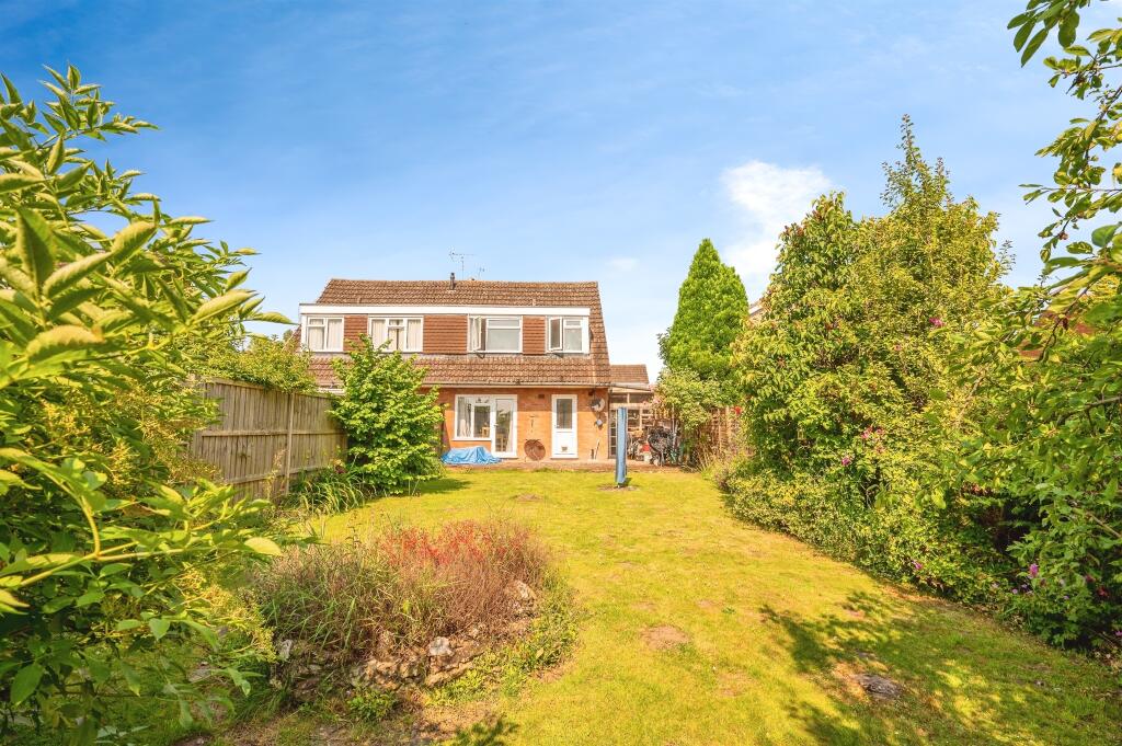 Additional property image - Hadrians Walk, Alcester