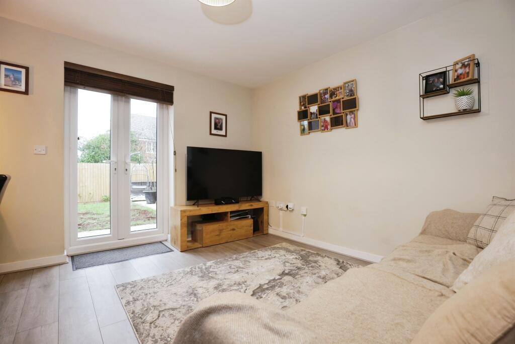 Additional property image - Copenhagen Way, Bidford-On-Avon, Alcester