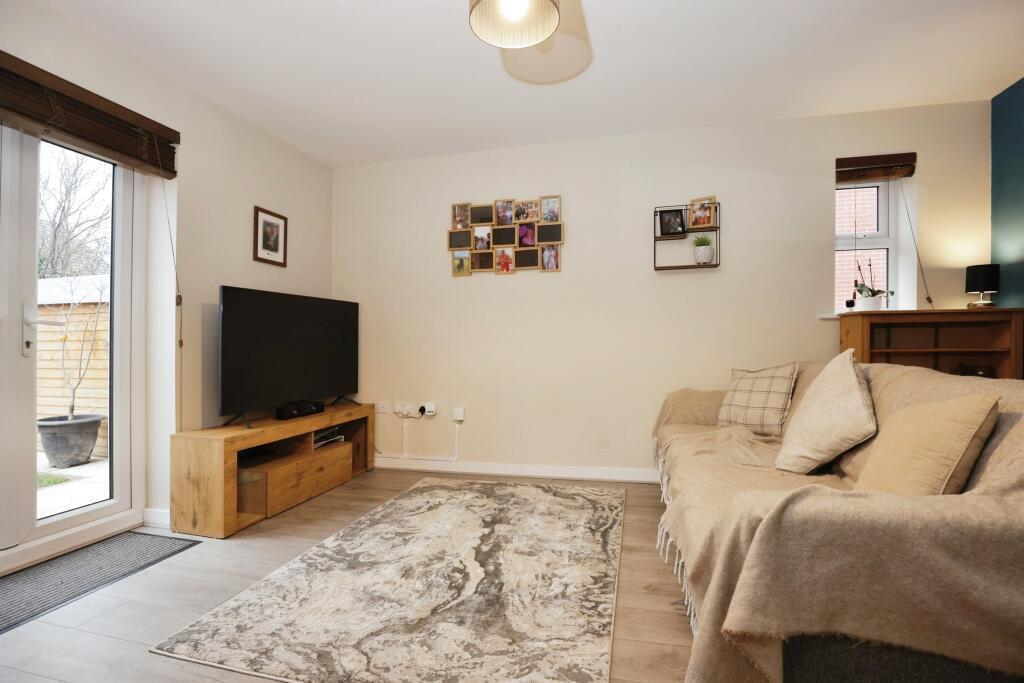 Additional property image - Copenhagen Way, Bidford-On-Avon, Alcester