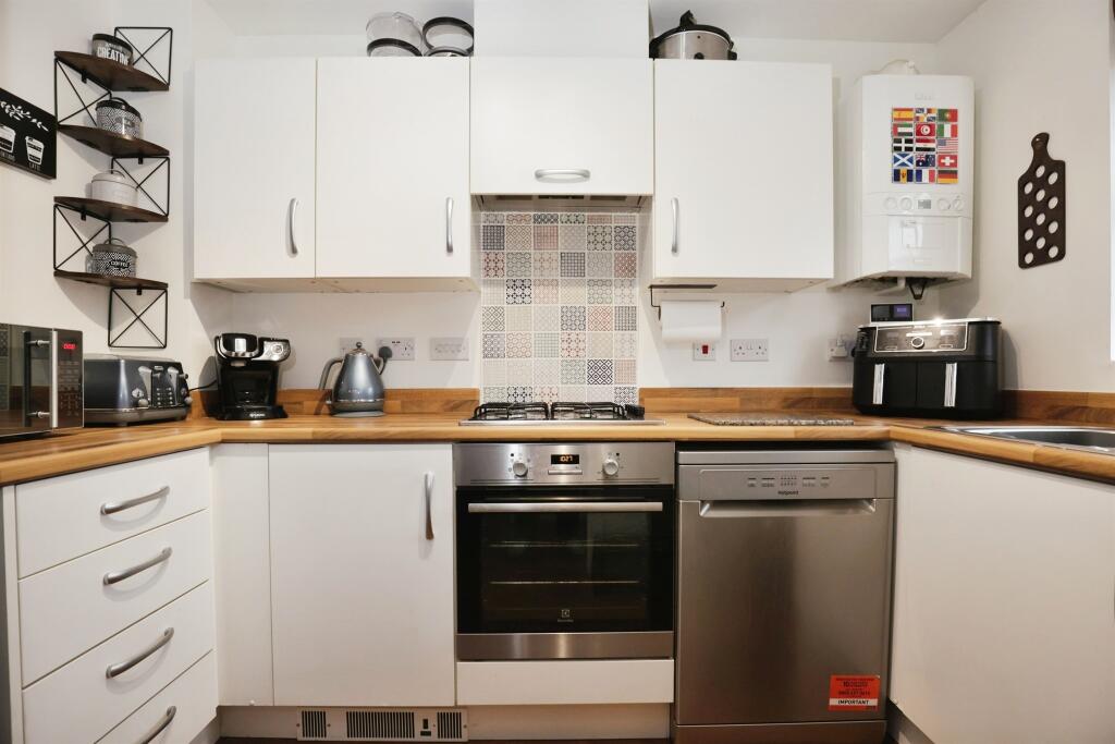 Additional property image - Copenhagen Way, Bidford-On-Avon, Alcester