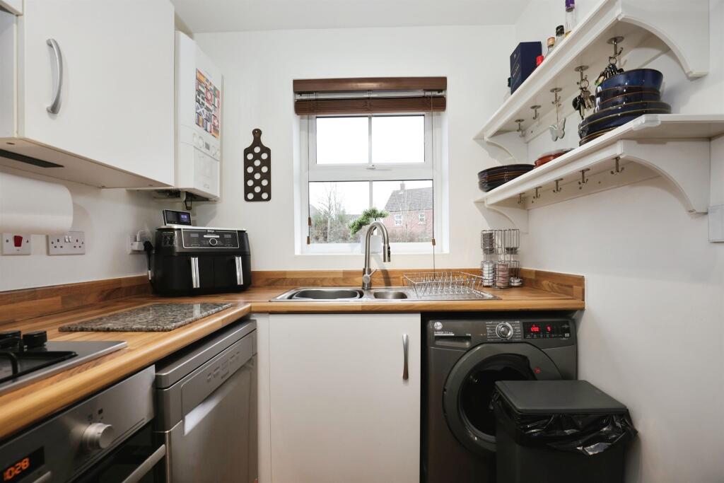 Additional property image - Copenhagen Way, Bidford-On-Avon, Alcester