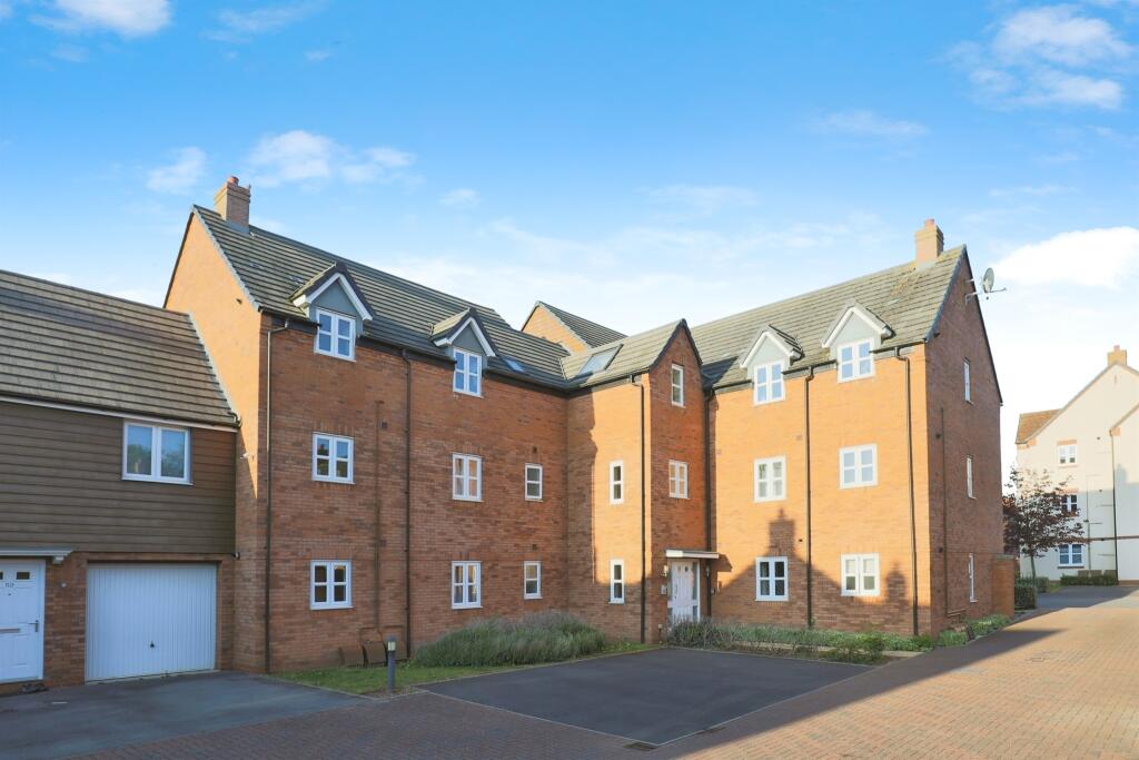 Main image of property: Wellington Avenue, Meon Vale, STRATFORD-UPON-AVON