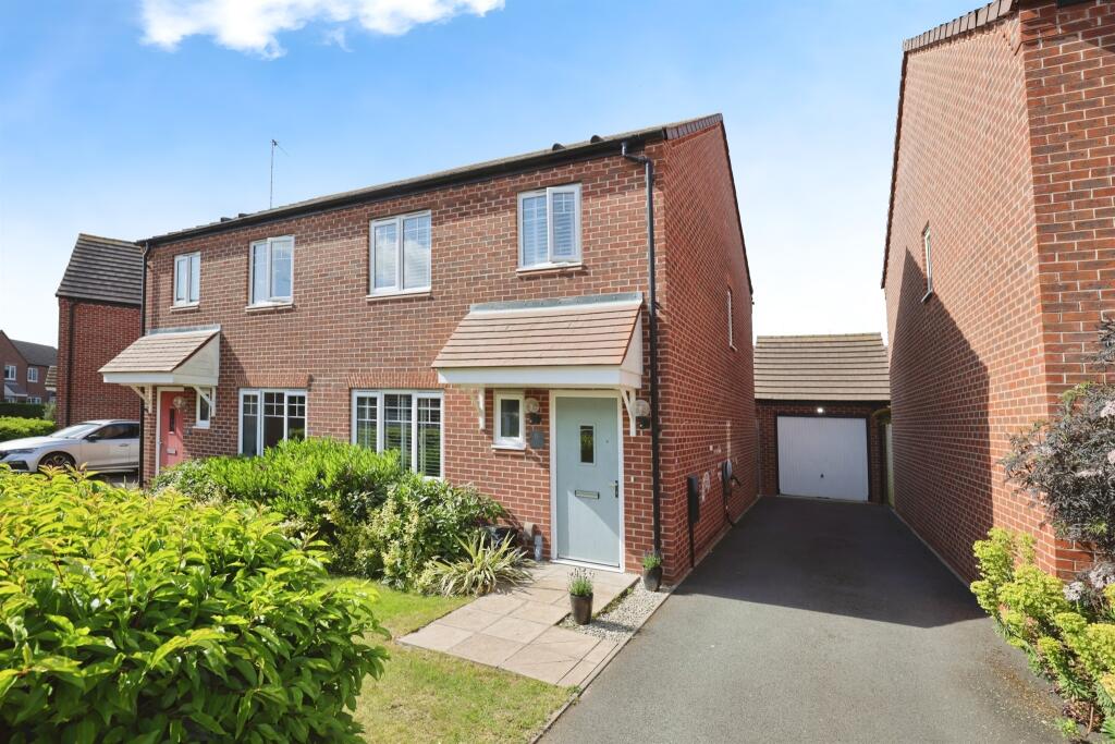 Main image of property: Balmoral Grove, Stratford-Upon-Avon