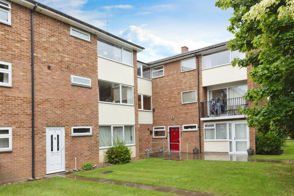 Main image of property: Sandfield Road, Stratford-Upon-Avon