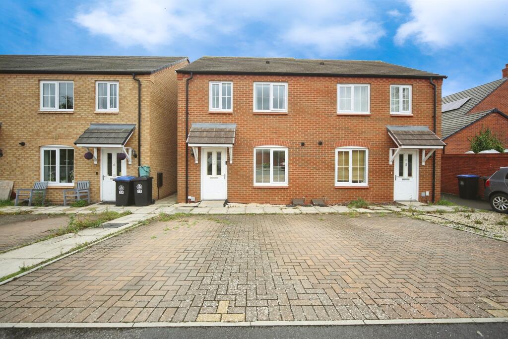 Main image of property: Oak Place, Bidford-On-Avon, Alcester