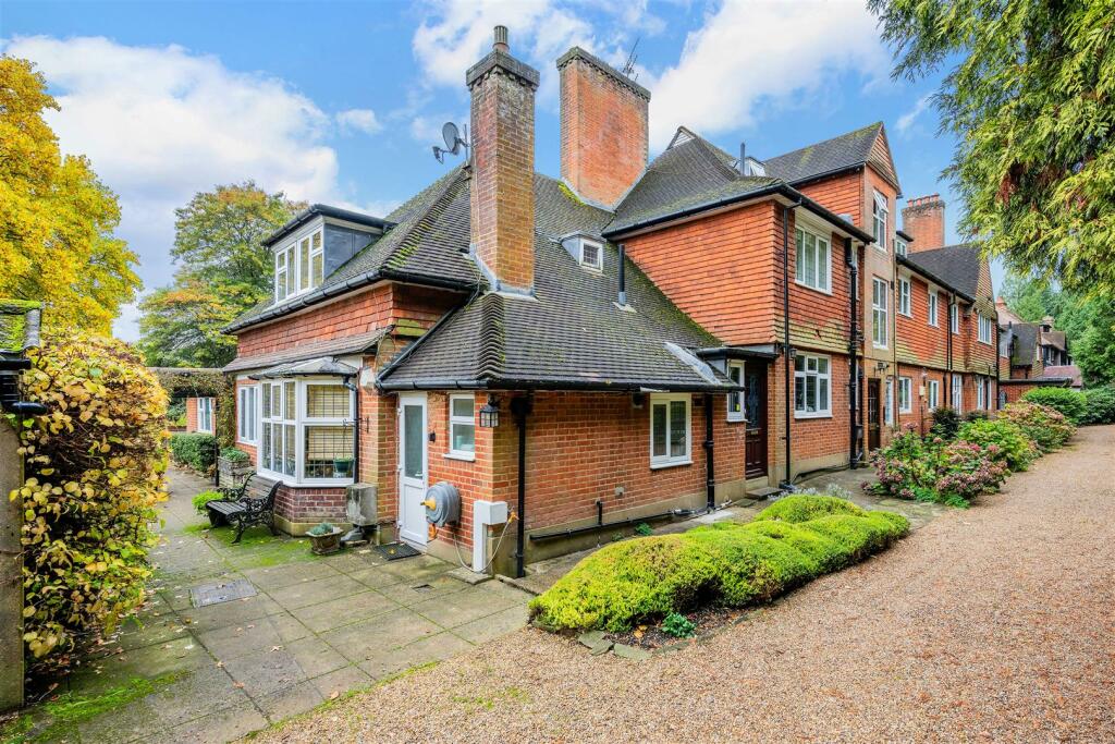 Main image of property: Heath Drive, Walton On The Hill, Tadworth