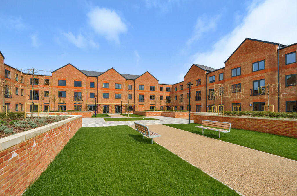 2 bedroom apartment for sale in Empress Drive, Wallingford, OX10
