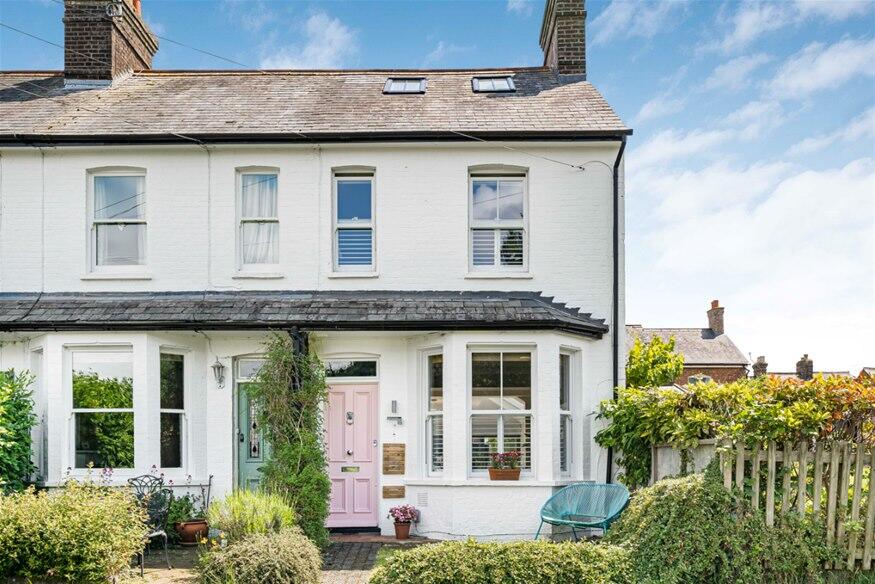 Main image of property: East Common, Harpenden, Harpenden, AL5