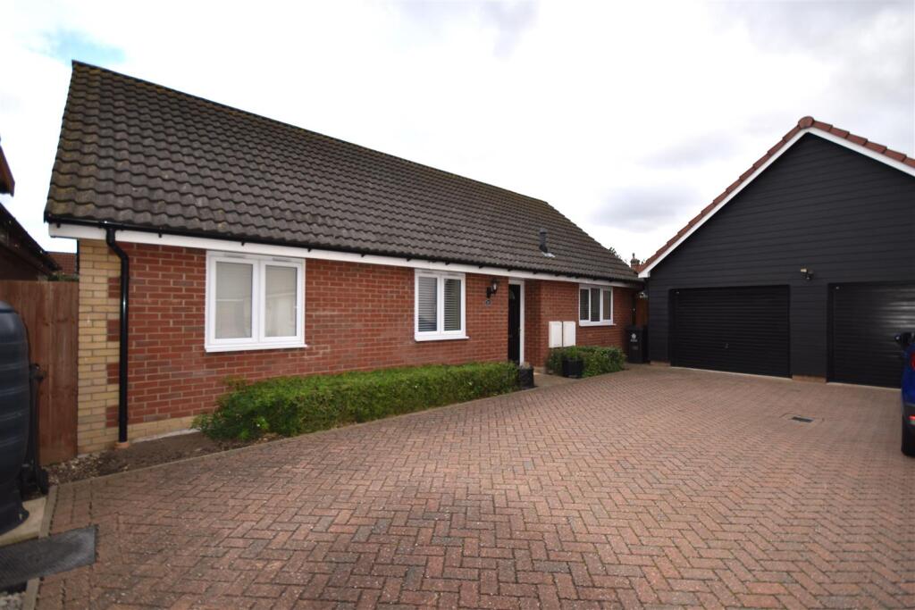Main image of property: Rose Gardens, Harwich