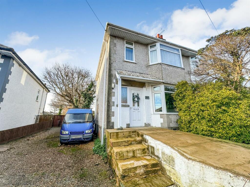 3 bedroom semidetached house for sale in Fortescue Road, Parkstone