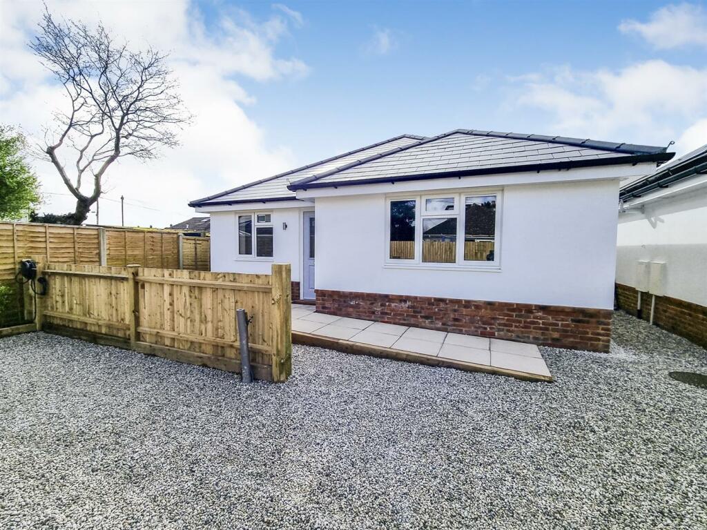 Additional property image - Eastfield Lane, Ringwood