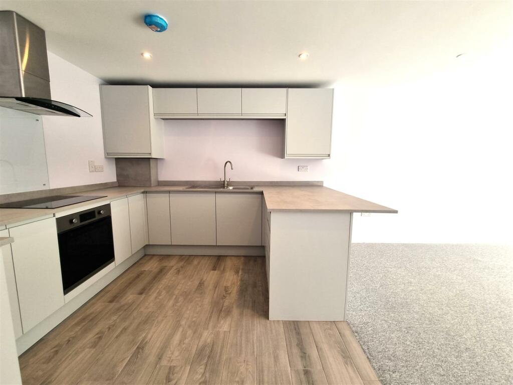 Additional property image - Eastfield Lane, Ringwood
