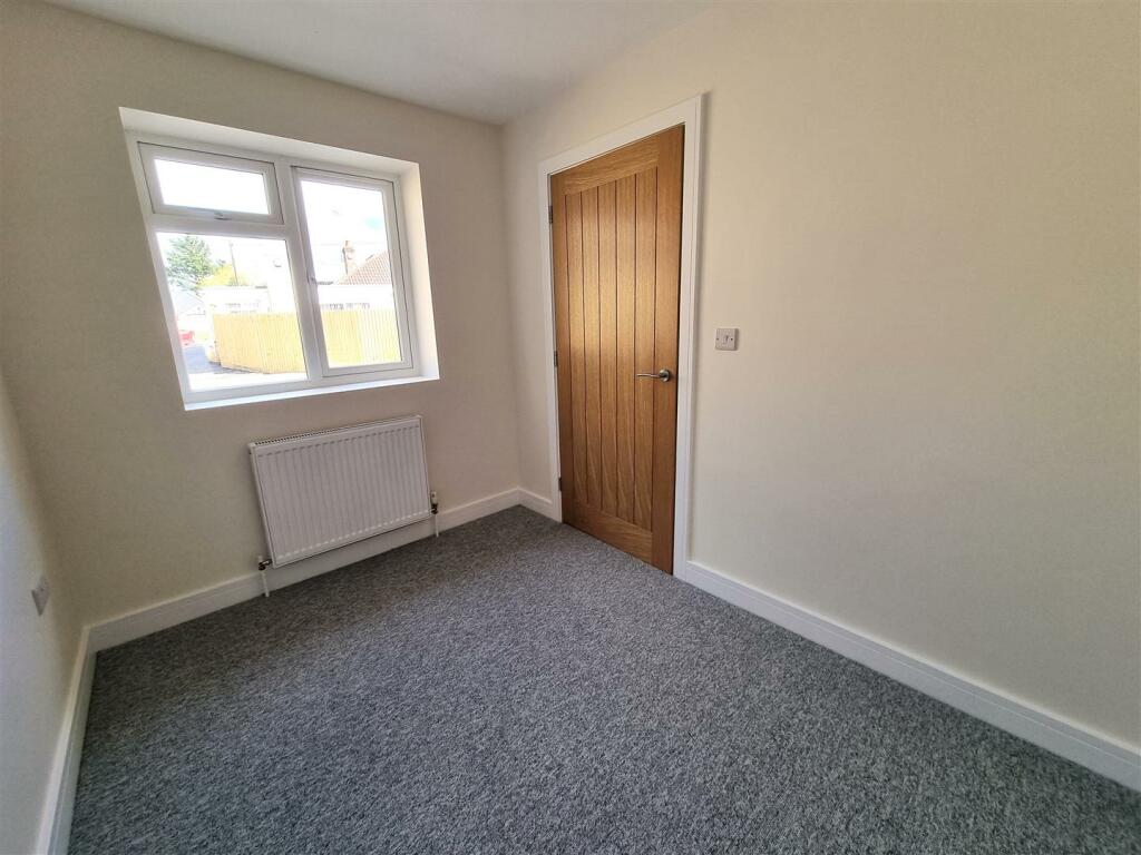 Additional property image - Eastfield Lane, Ringwood