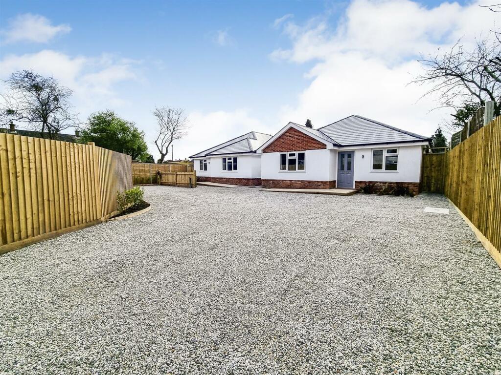 Additional property image - Eastfield Lane, Ringwood