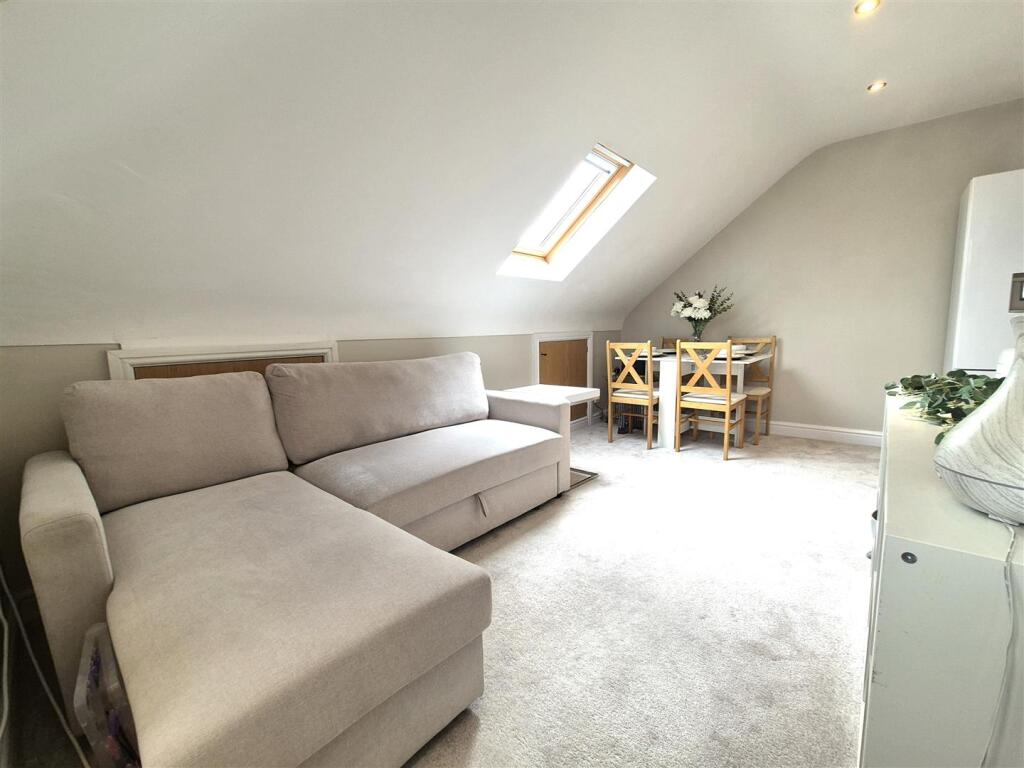 Main image of property: 583 Charminster Road, Bournemouth